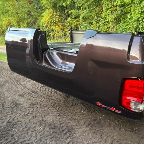 New take off 2014-2019 Chevy 8’ bed
