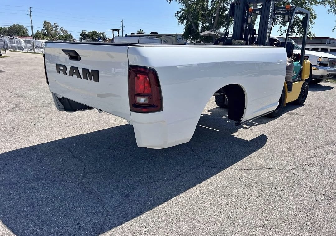 2025-2019 Dodge2500 8ft Brand New