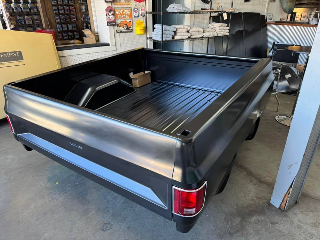 1981–1987 Chevy Squarebody Short Bed Fleetside Complete Kit - 6.5ft OEM-Style Bed - Image 2