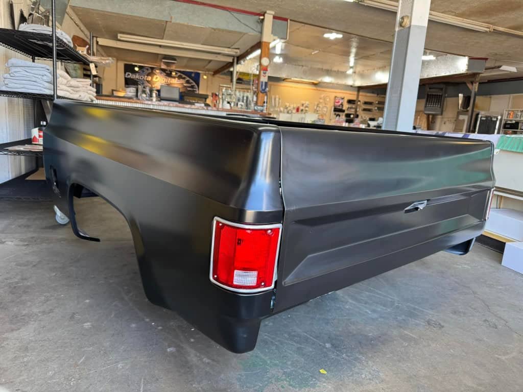 1981–1987 Chevy Squarebody Short Bed Fleetside Complete Kit - 6.5ft OEM-Style Bed