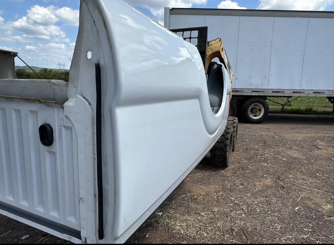 11-16 ford superduty 8ft bed - Image 3