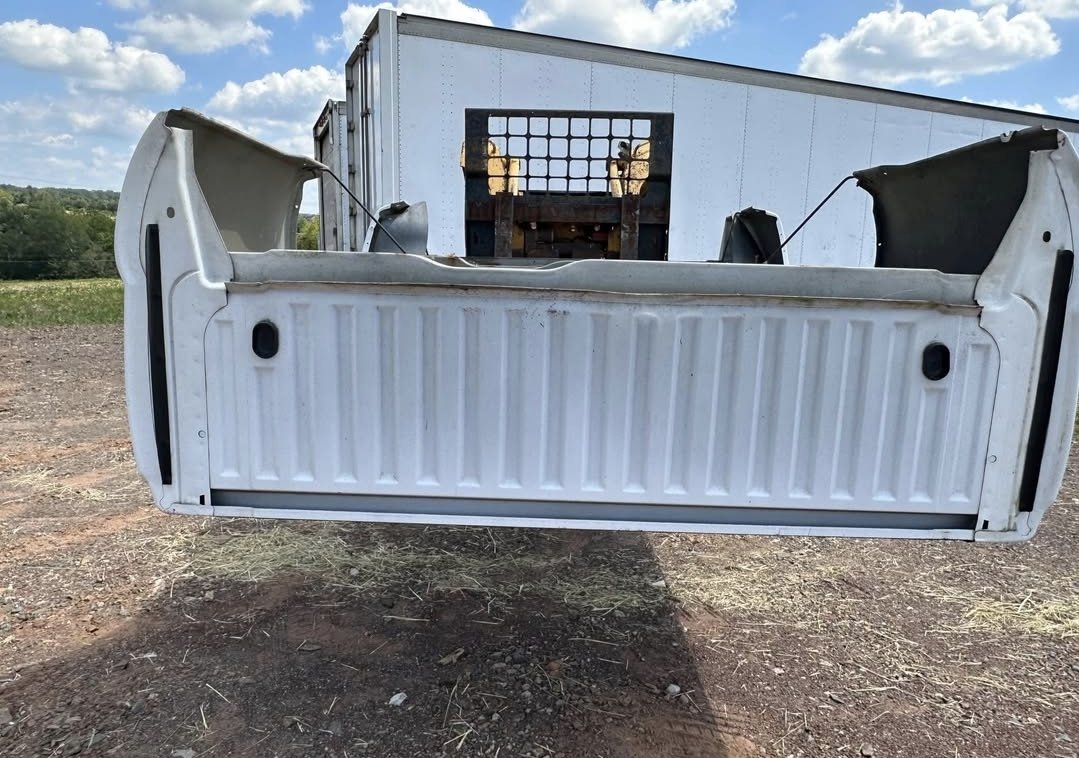 11-16 ford superduty 8ft bed - Image 4