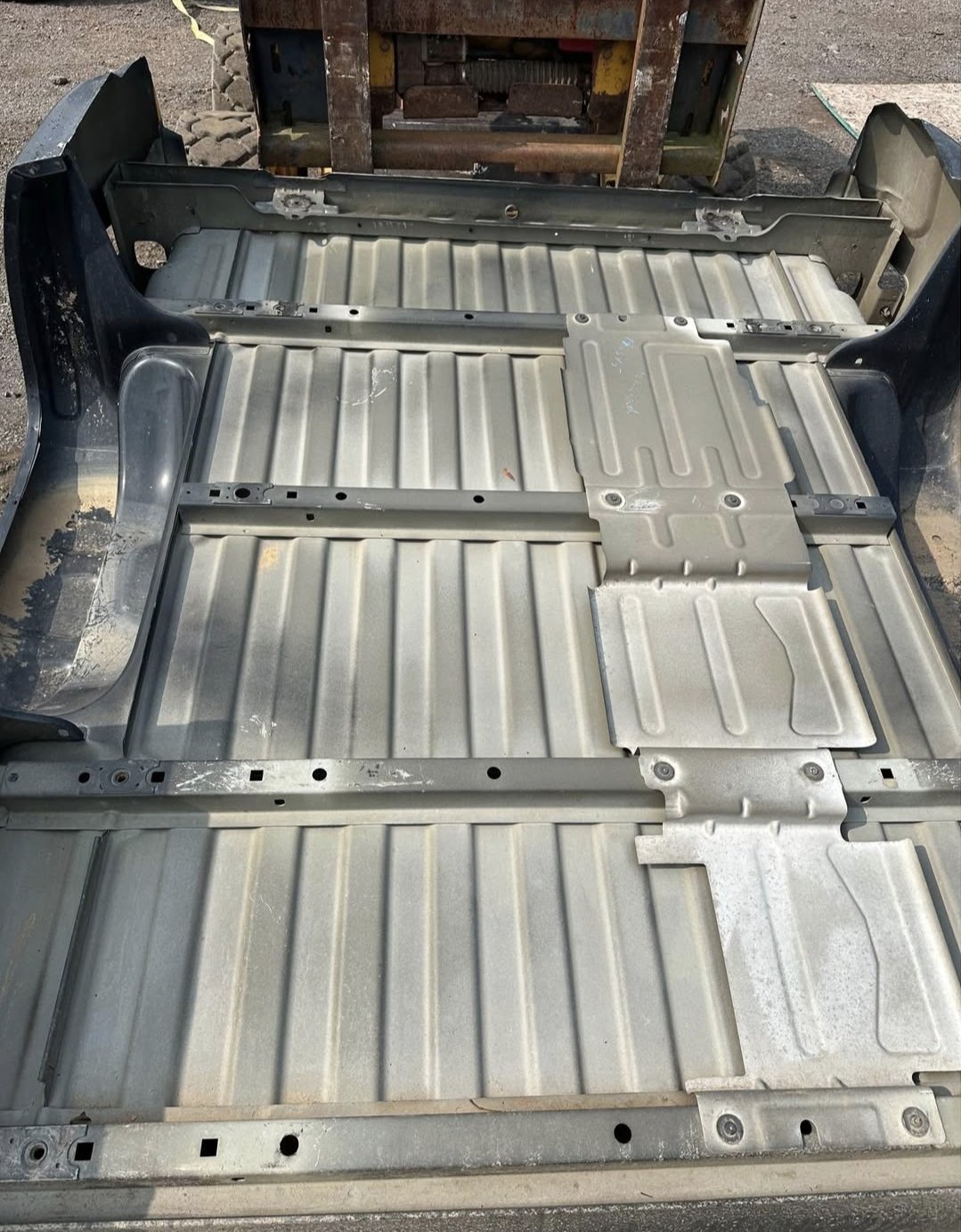 Rust free 07-13 Chevy Silverado 6.5ft bed. - Image 8